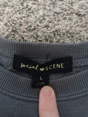 Social Scene Women's Crewneck Sweatshirt in Charcoal Gray